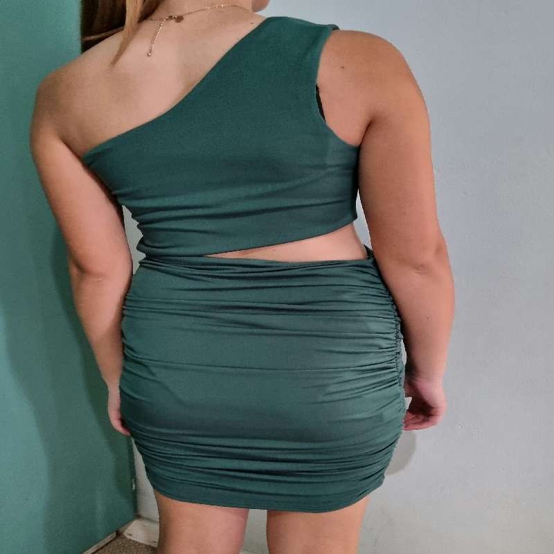 Bottle Green off shoulder dress by Notable - YDE - Size L