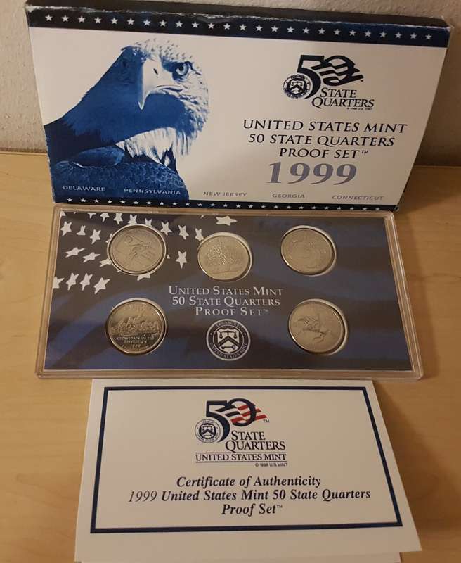 1999 US Mint 50 State Quarters Proof Set