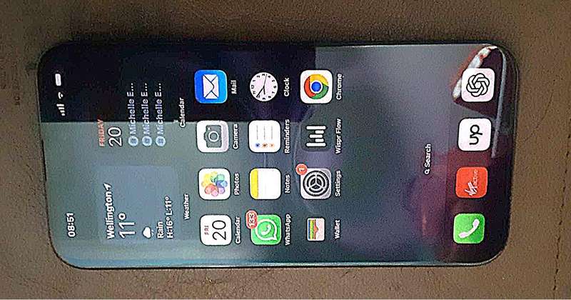 iPhone 16+ 128GB Black  Beyond Fast. Beyond Smart. Beyond Anything Youve Seen.