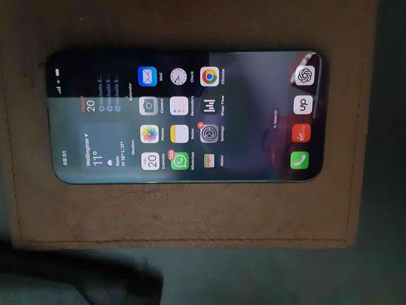 iPhone 16+ 128GB Black  Beyond Fast. Beyond Smart. Beyond Anything Youve Seen.