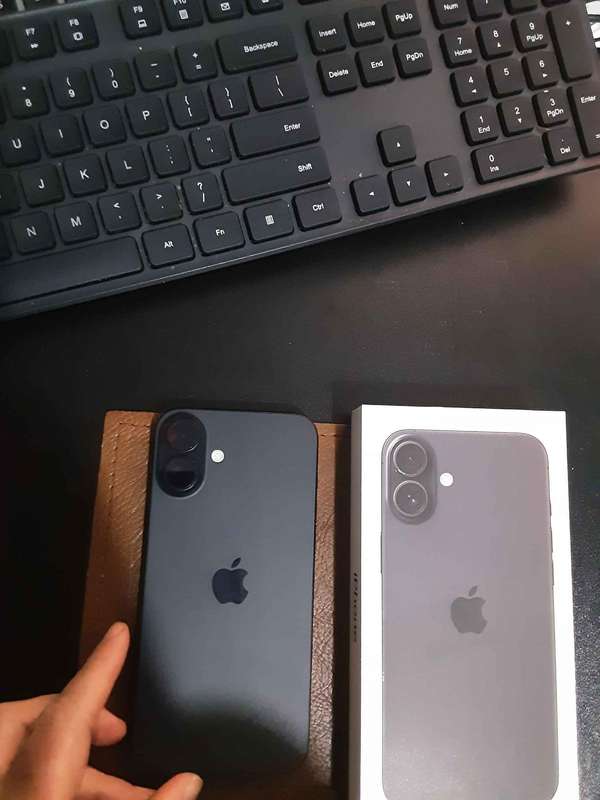 iPhone 16+ 128GB Black  Beyond Fast. Beyond Smart. Beyond Anything Youve Seen.