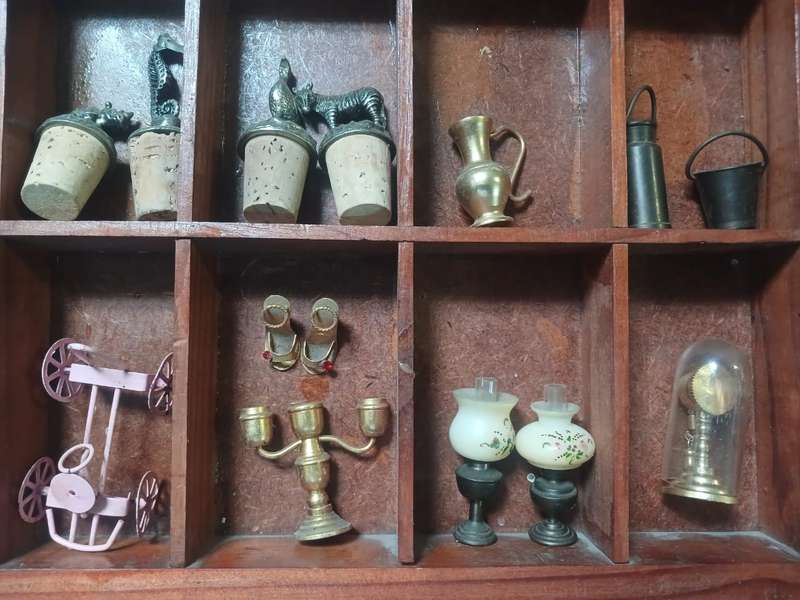 2 Vintage Wooden Printers Trays & 108 ornaments. ALL 4 ONE! See photos.