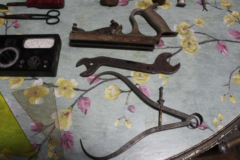 25 Pc Vintage Tools. ALL FOR ONE PRICE!