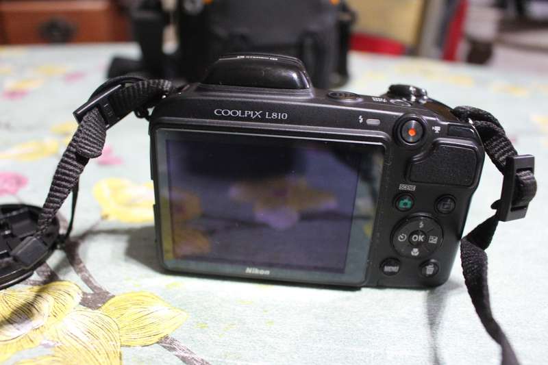 Nikon Coolpix L810 Camera with rechargeable batteries & bag in perfect working condition.