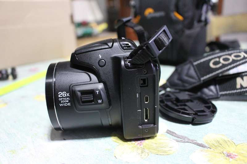 Nikon Coolpix L810 Camera with rechargeable batteries & bag in perfect working condition.
