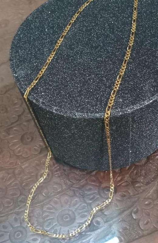 Beautiful 9ct Yellow Gold Figaro 3+1 Link Chain Necklace. John Hardy Manufactures / Brand.