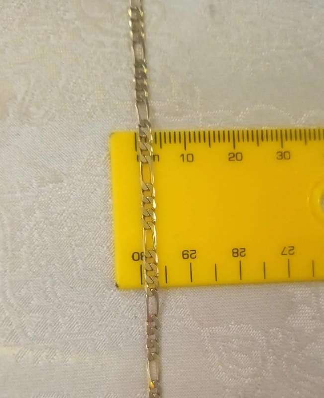 Beautiful 9ct Yellow Gold Figaro 3+1 Link Chain Necklace. John Hardy Manufactures / Brand.