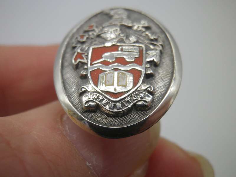 Vintage Sterling Silver Crested cufflinks. Good Quality.  Boxed
