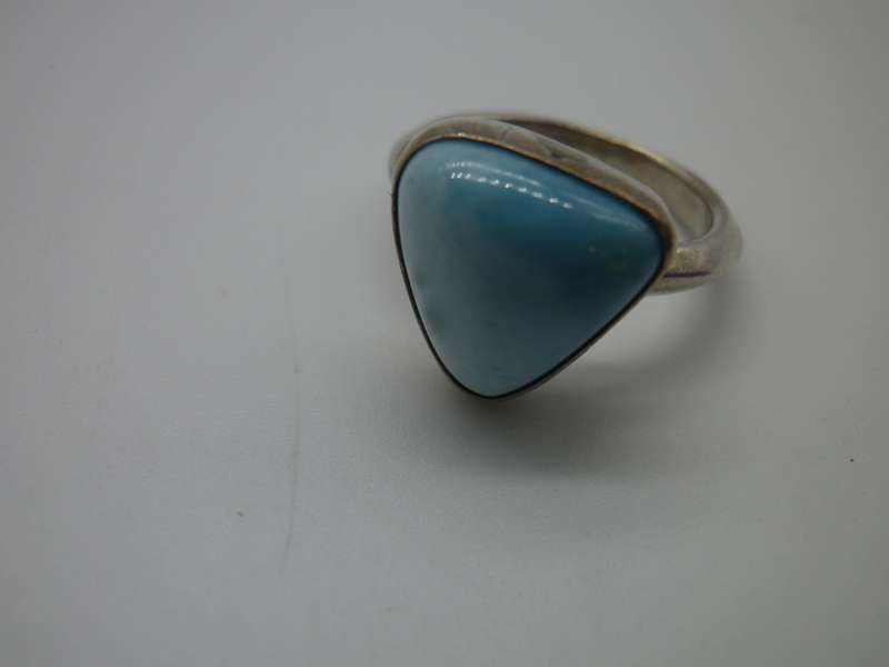 Small LARIMAR & Sterling silver Vintage Ring. 3.92g Size: H