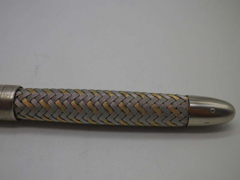 PORSCHE DESIGN TEC FLEX FOUNTAIN PEN with 18ct white gold nib. Made in Germany