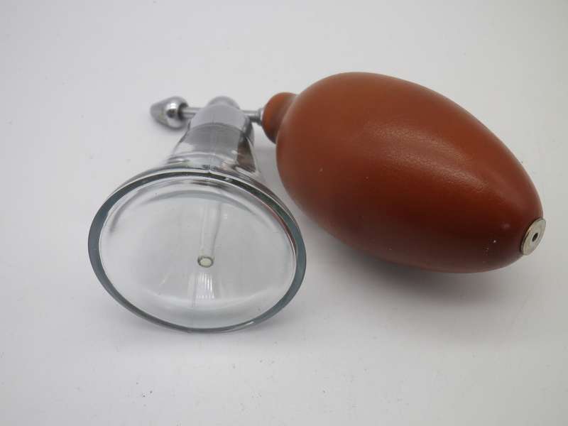 Vintage Glass & Chrome Cologne or scent bottle with bulb atomizer. Working