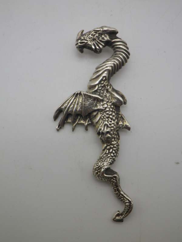 Vintage STERLING SILVER Spectacular Large Horned DRAGON pendant. 16g 7x2.5cm