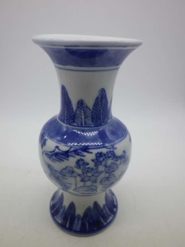 Pretty little BLUE & WHITE ORIENTAL, signed small vase.