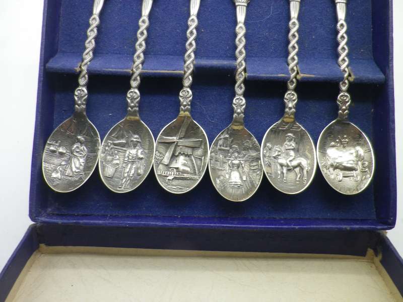Vintage EPNS spoons with BLUE DELFT Ceramic Windmill inset. Cyrano, Made in Holland. Boxed