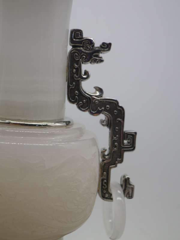 Fabulous Chinese loyal jade wine vessel, boxed with full paperwork.