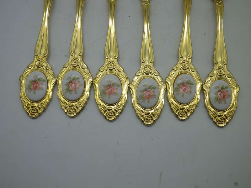 24ct Gold Plated Cake Forks. Eetrite. with Royal Albert Moss Rose design insets. Boxed