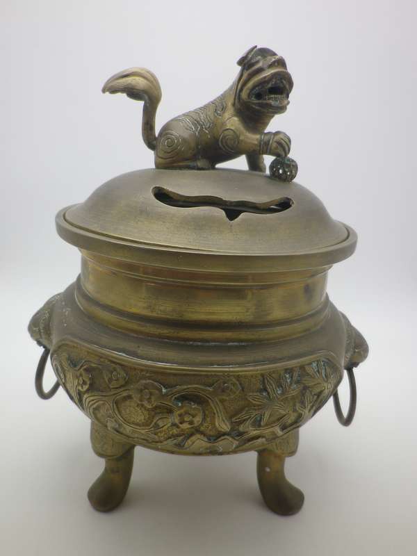 Vintage Solid Brass Chinese Censor with foo dog finial & lion handles. Signed. 20cm Fabulous