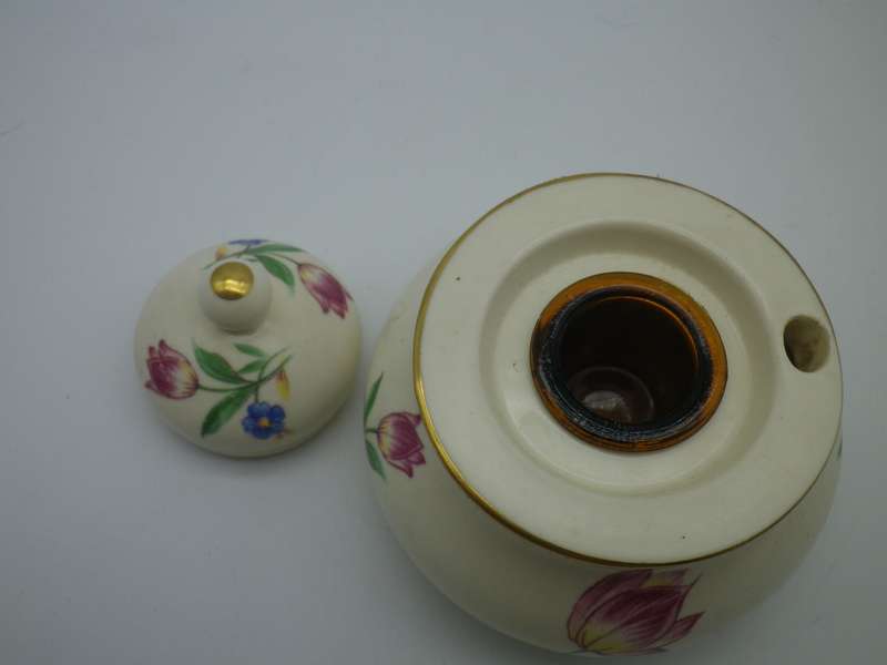 Vintage GOUDA Royal Zuid Holland Plateelbakkern ceramic inkwell with glass inset.