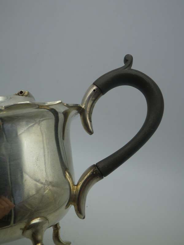 MAPPIN & WEBB Silver Plated Antique Tea Set, 3 pieces. Triple Deposit Prince's Plate Sheffield
