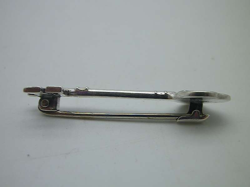 Dainty Hallmarked Sterling Silver 21st Birthday Key brooch or tie pin. 3.8 cm