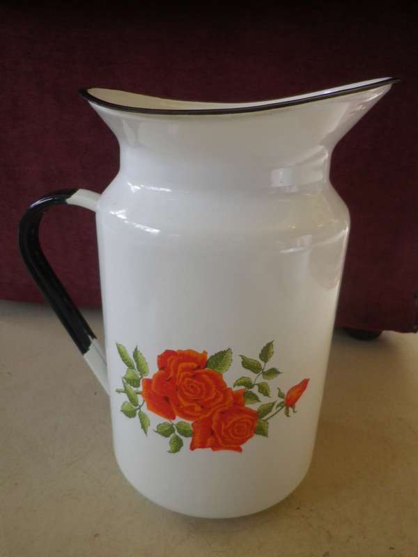 Vintage Enamel Large Wash basin set- jug and bowl. White with red roses. Very good condition