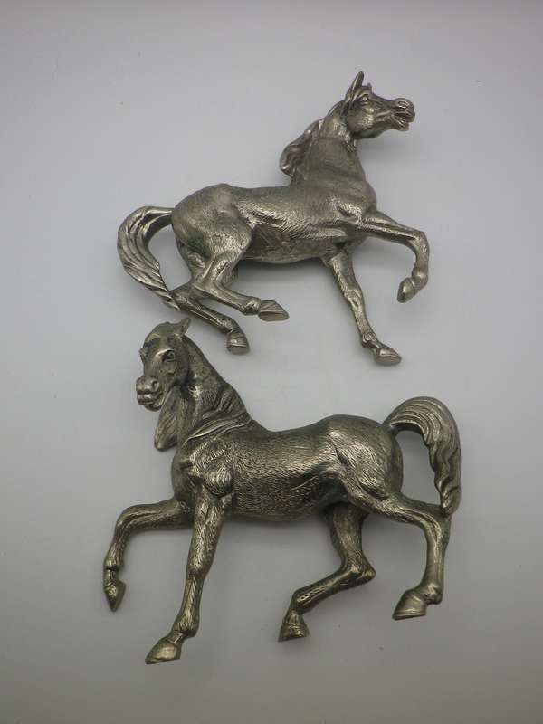 Pair Vintage Heavy Silver Tone Cast Metal prancing Horses. Gorgeous detail. 15x13cm