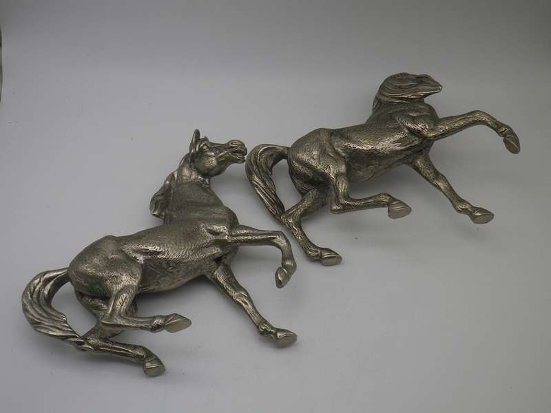 Pair Vintage Heavy Silver Tone Cast Metal prancing Horses. Gorgeous detail. 15x13cm