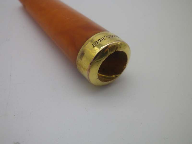 Antique Hallmarked 9ct gold rimmed  Amber Cigarette Holder. London