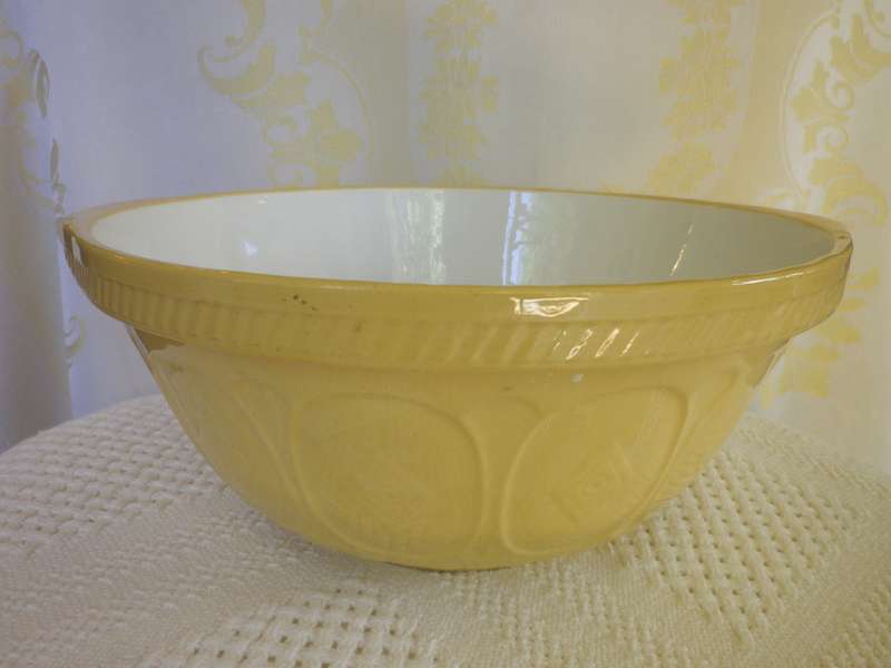 Vintage c1950s TG Green & Co Ltd The Gripstand XL mixing bowl England 33x14cm