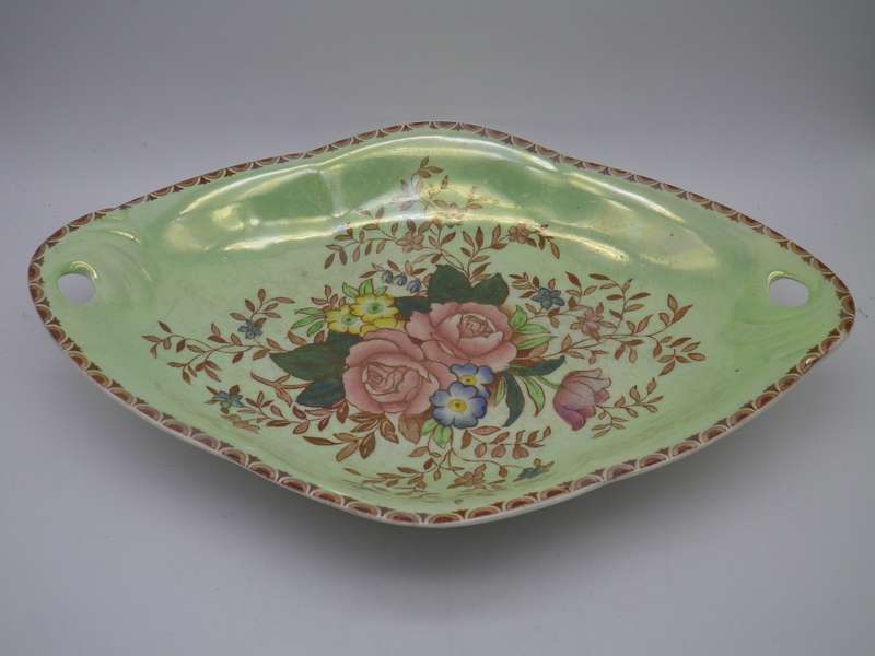 Vintage MALING lustreware bowl.