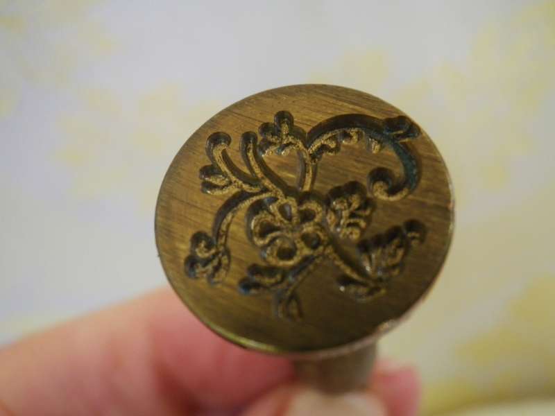 Small Vintage Brass Wax seal. Flower engraving