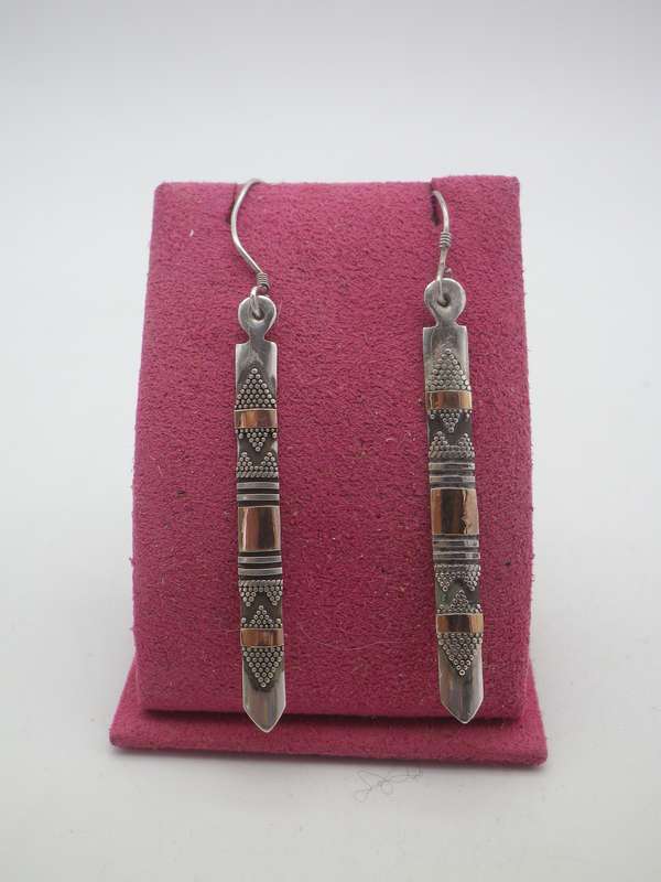 Gorgeous Pair Sterling Silver & (possibly 9ct gold?) designer drop earrings.