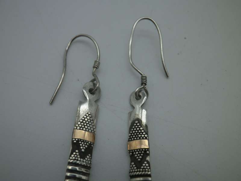 Gorgeous Pair Sterling Silver & (possibly 9ct gold?) designer drop earrings.