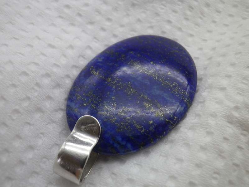 Sterling Silver & Lapis Lazuli Pendant & Earrings set