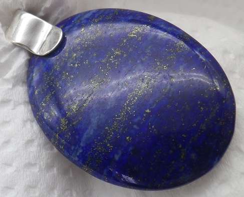 Sterling Silver & Lapis Lazuli Pendant & Earrings set
