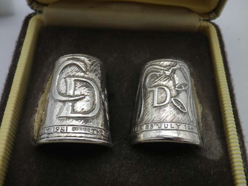 Pair Hallmarked Silver THIMBLES Charles & Diana's Wedding (Sad) 7g  Birmingham 1981 Boxed