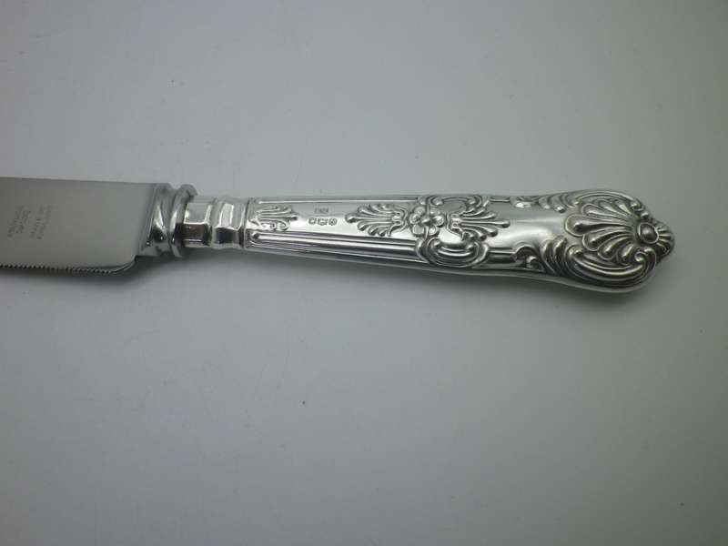 Hallmarked Silver Handle Large Cake Knife Kings Pattern Viner's Ltd Sheffield  1960