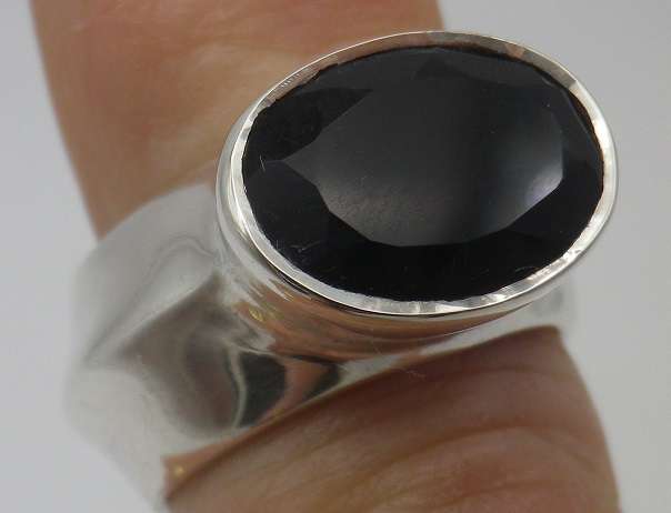 Chunky Sterling Silver & Onyx Ring Size: O.  14g