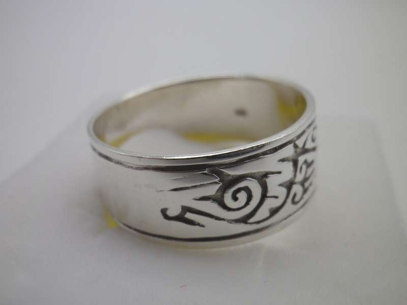 Sterling Silver Men`s Large Vintage Ring  Size: Z.2  7.58g