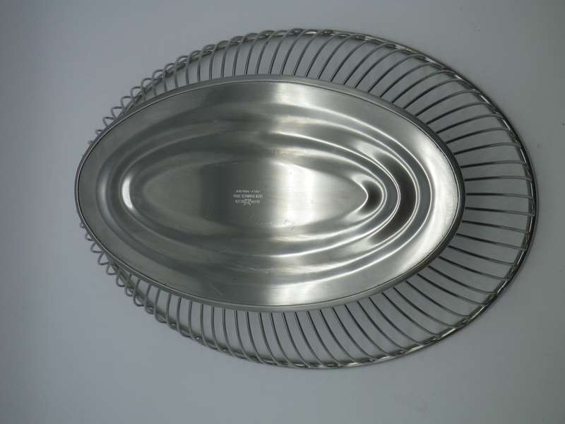 ALESSI ITALY Designer 18/10 Stainless Steel Vintage Oval Wire basket for bread or fruit