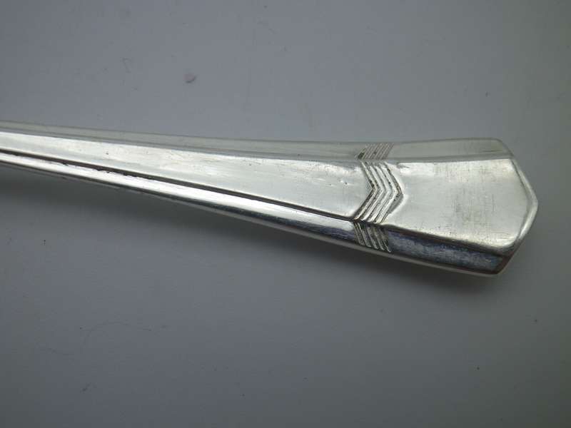 Nice set of EPNS Vintage Silver plated fruit spoons. 13cm