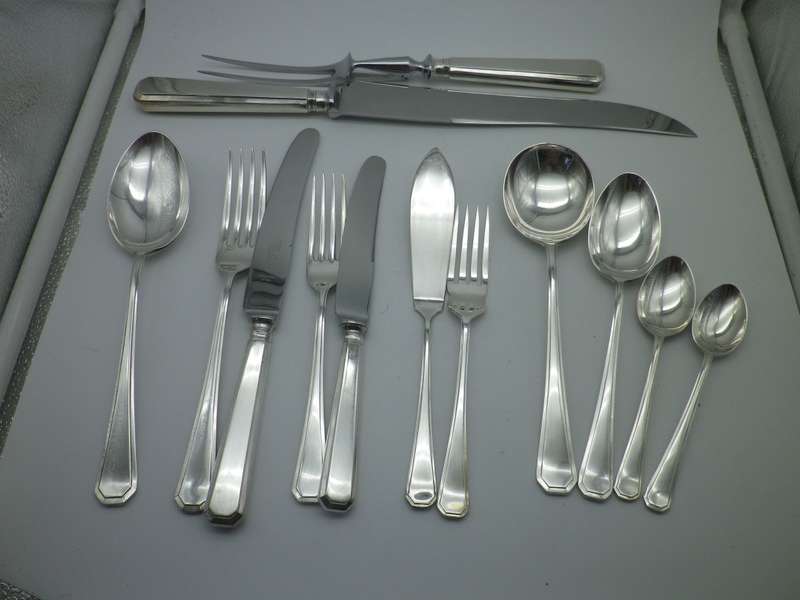 SUPERB A1 EPNS EIGHT PLACE 84 piece Vintage Canteen of Cutlery. Cox Co Ltd SHEFFIELD 1950s
