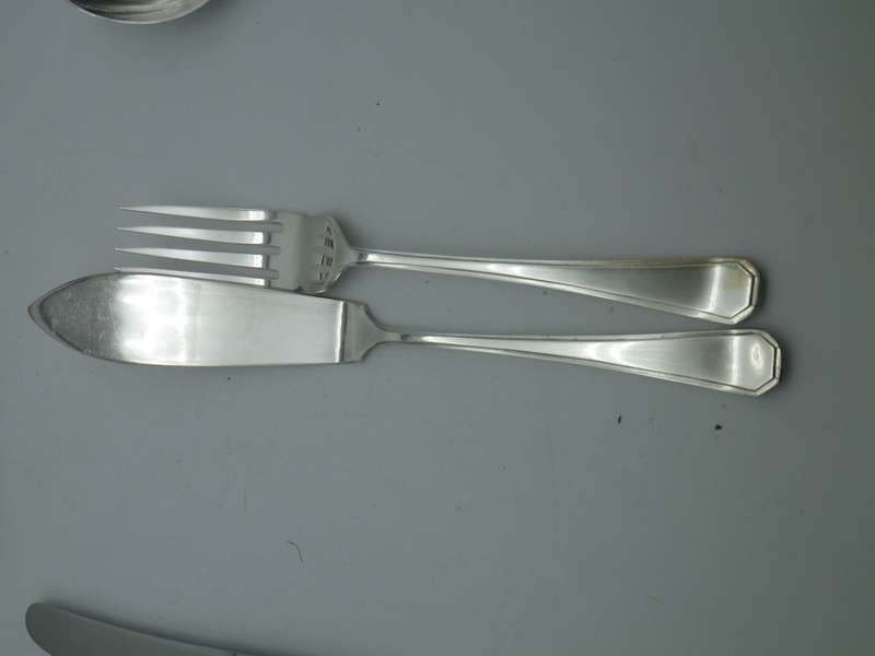 SUPERB A1 EPNS EIGHT PLACE 84 piece Vintage Canteen of Cutlery. Cox Co Ltd SHEFFIELD 1950s