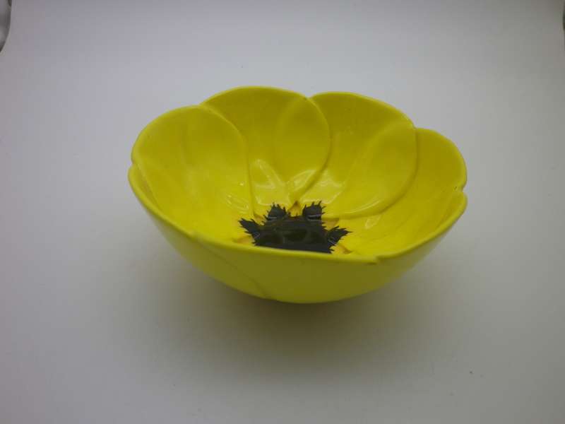 Cute Mustardseed and Moonshine small SUNFLOWER BOWL.