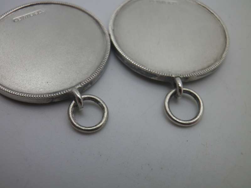 Two Vintage Sterling Silver Round Medal pendants. 9.3g 2.9cm