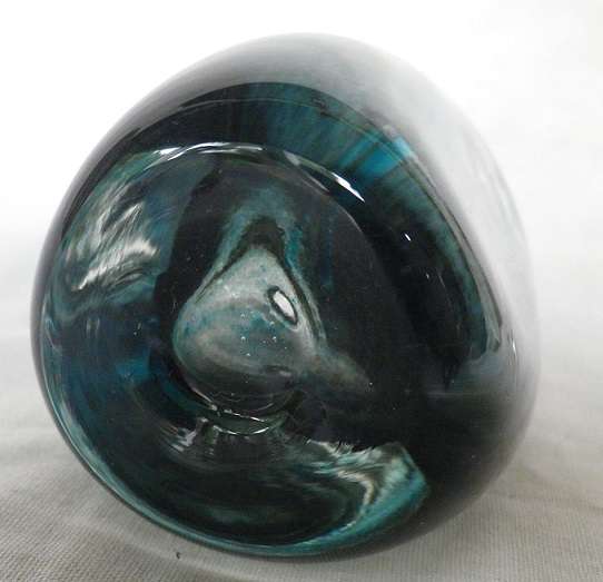 Studio Glass Scent perfume bottle with stopper. Likely DAVID READE