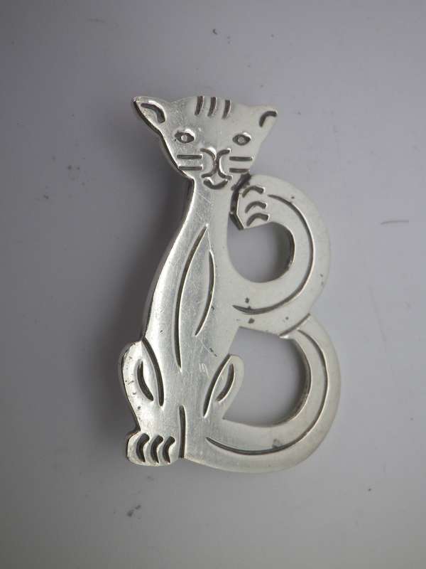 Cute Modernist Sterling Silver CAT BROOCH 4 x 2.5 cm 8.3g