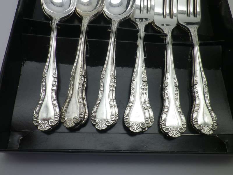MAPPIN & WEBB silver plated 6 teaspoons & 6 cake forks