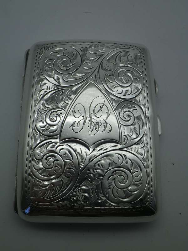 Sterling Silver Cigarette Case Birmingham 1917 or 1942 Joseph Gloster Ltd 74.5 9.5x6x1.5