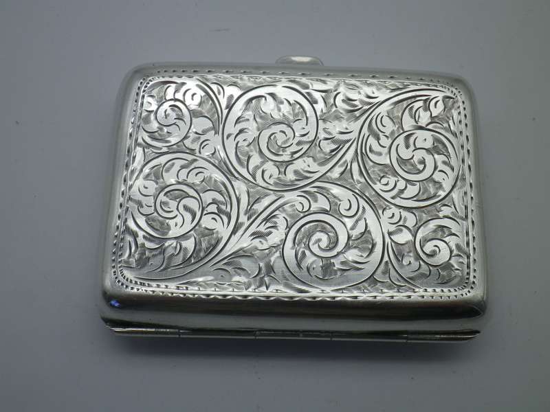 Sterling Silver Cigarette Case Birmingham 1917 or 1942 Joseph Gloster Ltd 74.5 9.5x6x1.5